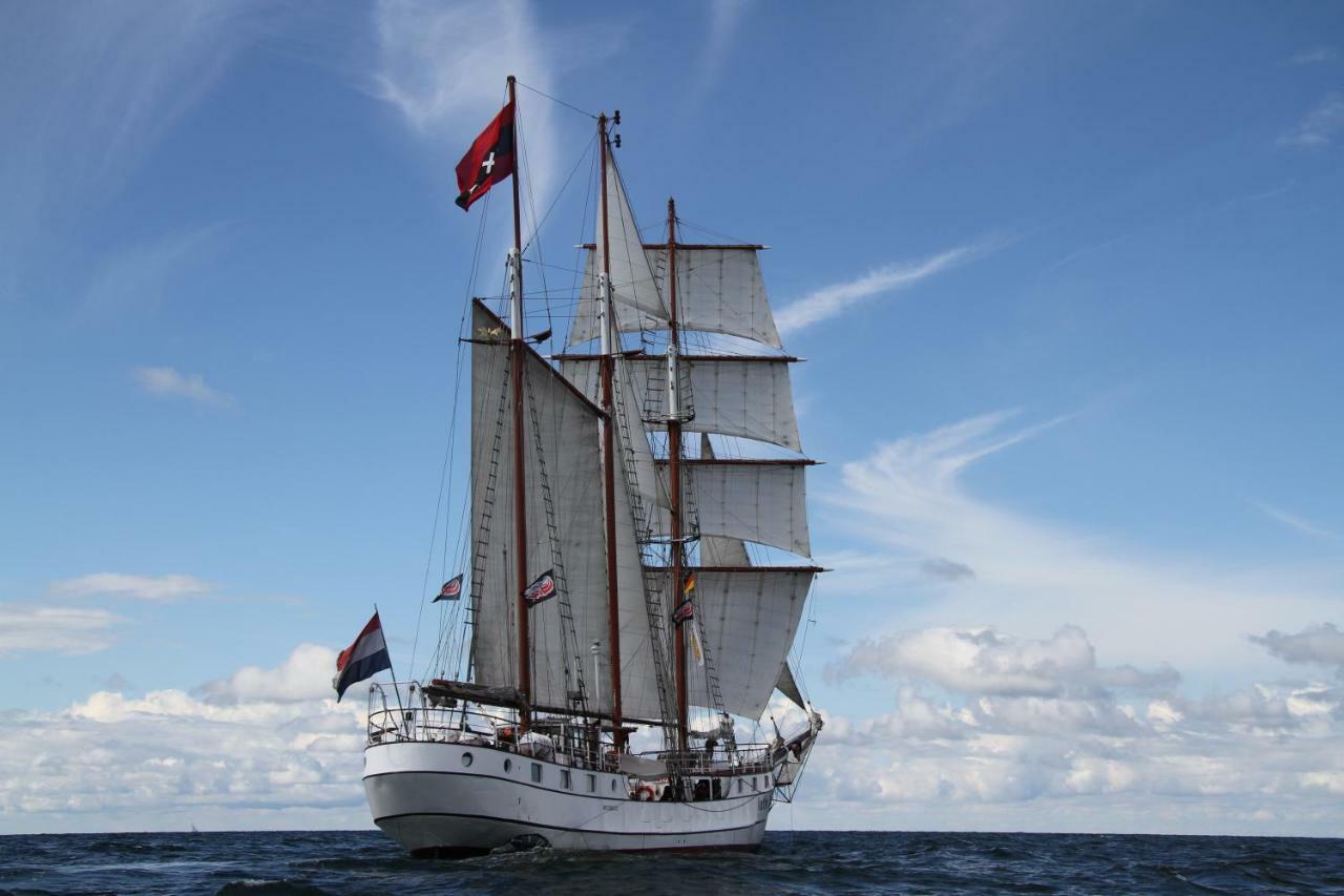 Segelschiff Loth Lorien Ξενοδοχείο Αμβούργο Εξωτερικό φωτογραφία
