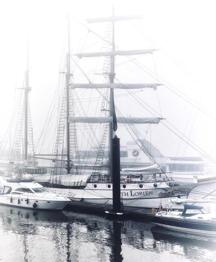 Segelschiff Loth Lorien Ξενοδοχείο Αμβούργο Εξωτερικό φωτογραφία