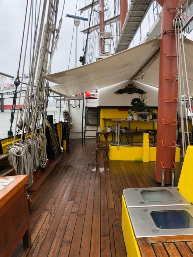 Segelschiff Loth Lorien Ξενοδοχείο Αμβούργο Εξωτερικό φωτογραφία